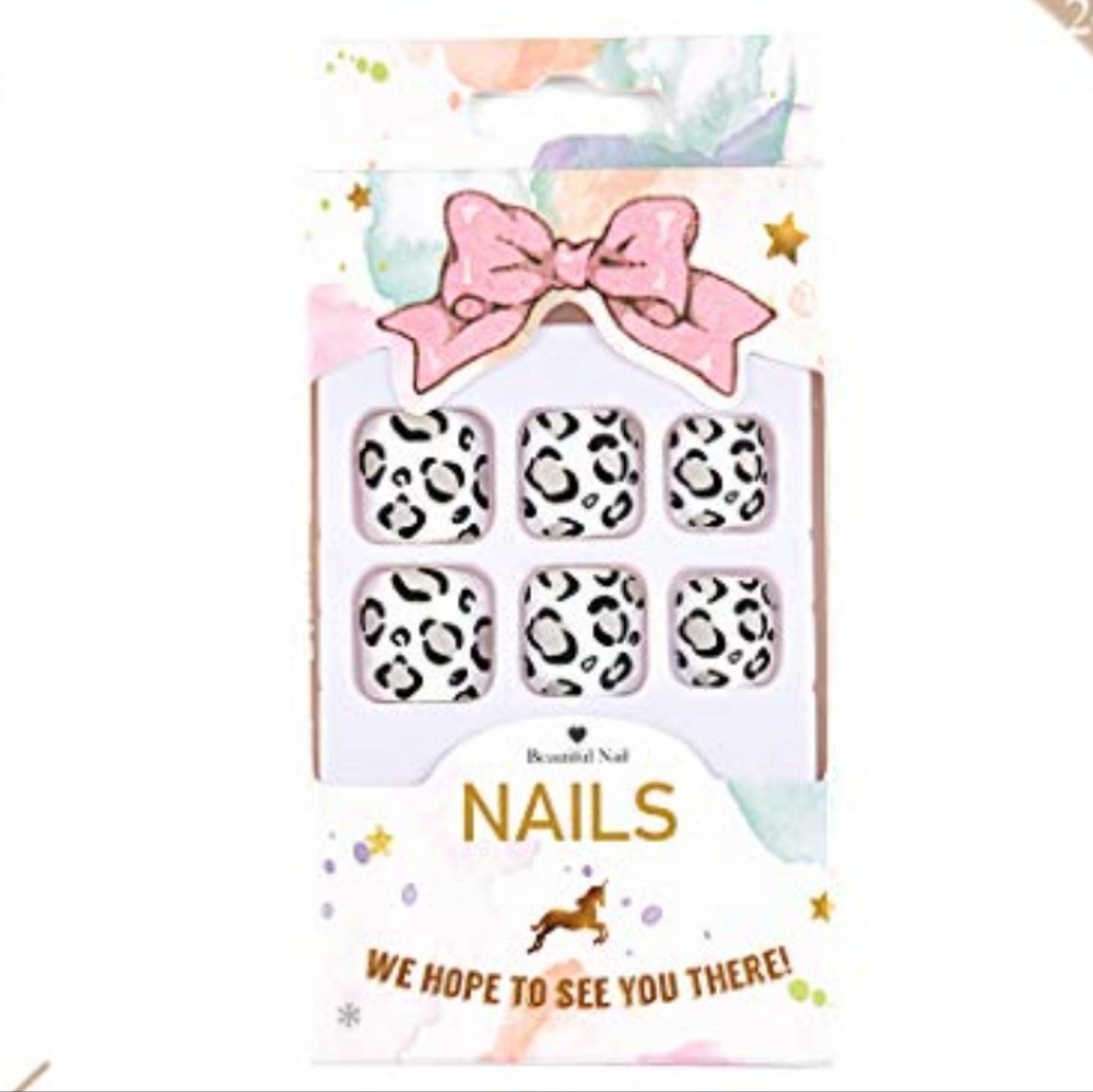 Jozape fake press on toenails leopard